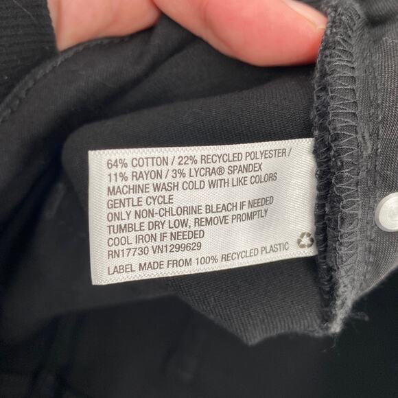 Ava & Viv Black Rolled Hem Jean Shorts Black New 24W - Picture 7 of 10